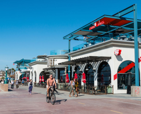 When to Rent Bikes to Beat the Boardwalk Crowds in San Diego Beach Season